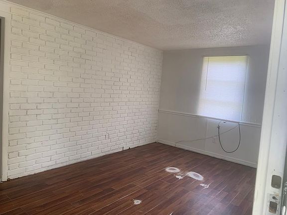 3rd image of 408 Takoma St