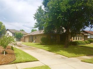 817 Shady Ln, Bedford, TX 76021