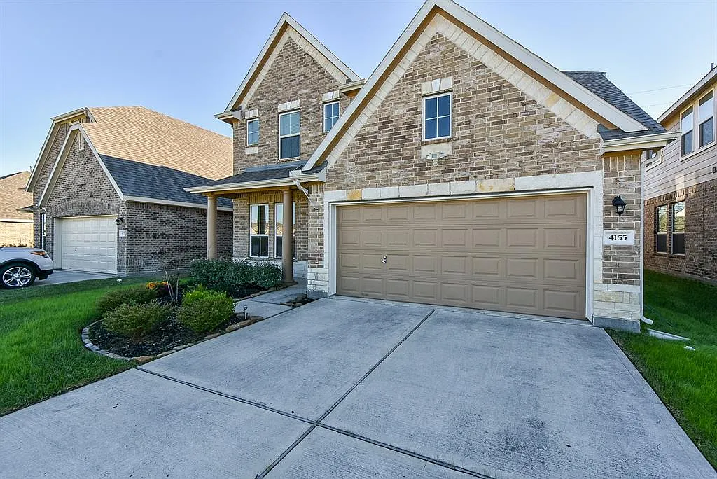4 bed, 3.5 bath, 2397 sqft, $2,250 — Photo 3