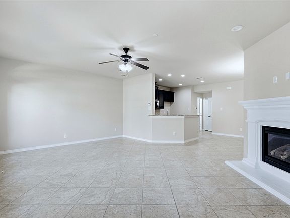 5th image of 4277 Kiowa Dr