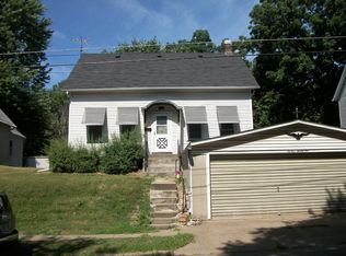 1321 Ashmun St, Burlington, IA 52601