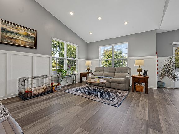2nd image of 111 Terra Meadow Cir