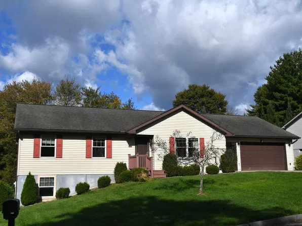566 S 2nd Ave, Clarion, PA 16214