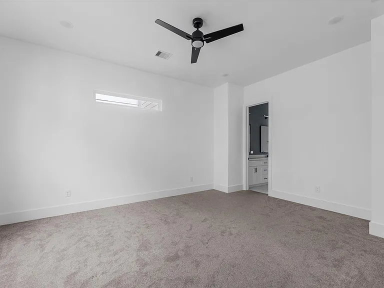 9004 Orange Spring Dr — Photo 15