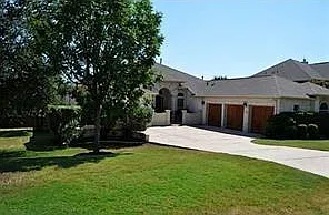 1813 Val Verde — Photo 1