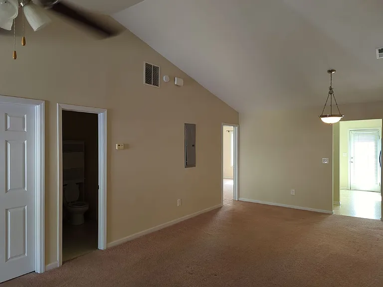135 Harvest Ct #203 — Photo 4