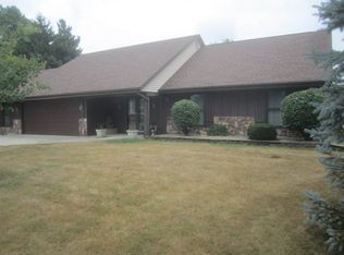 17216 Black Creek Ct, Harlan, IN 46743