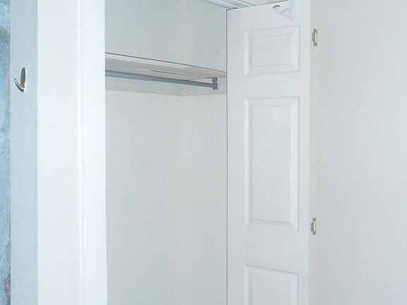 Downstairs bedroom/Office