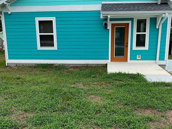 4th image of 3319 McPherson St