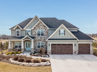 7335 Fairway Dr, Yorkville, IL 60560