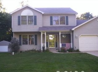 19250 Martin Rd, Three Oaks, MI 49128