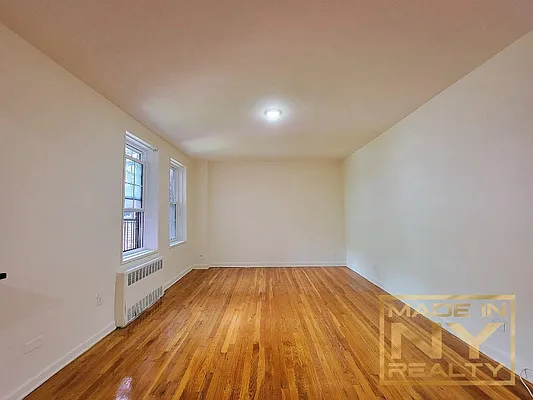 Rented by Made In NY Realty | media 7