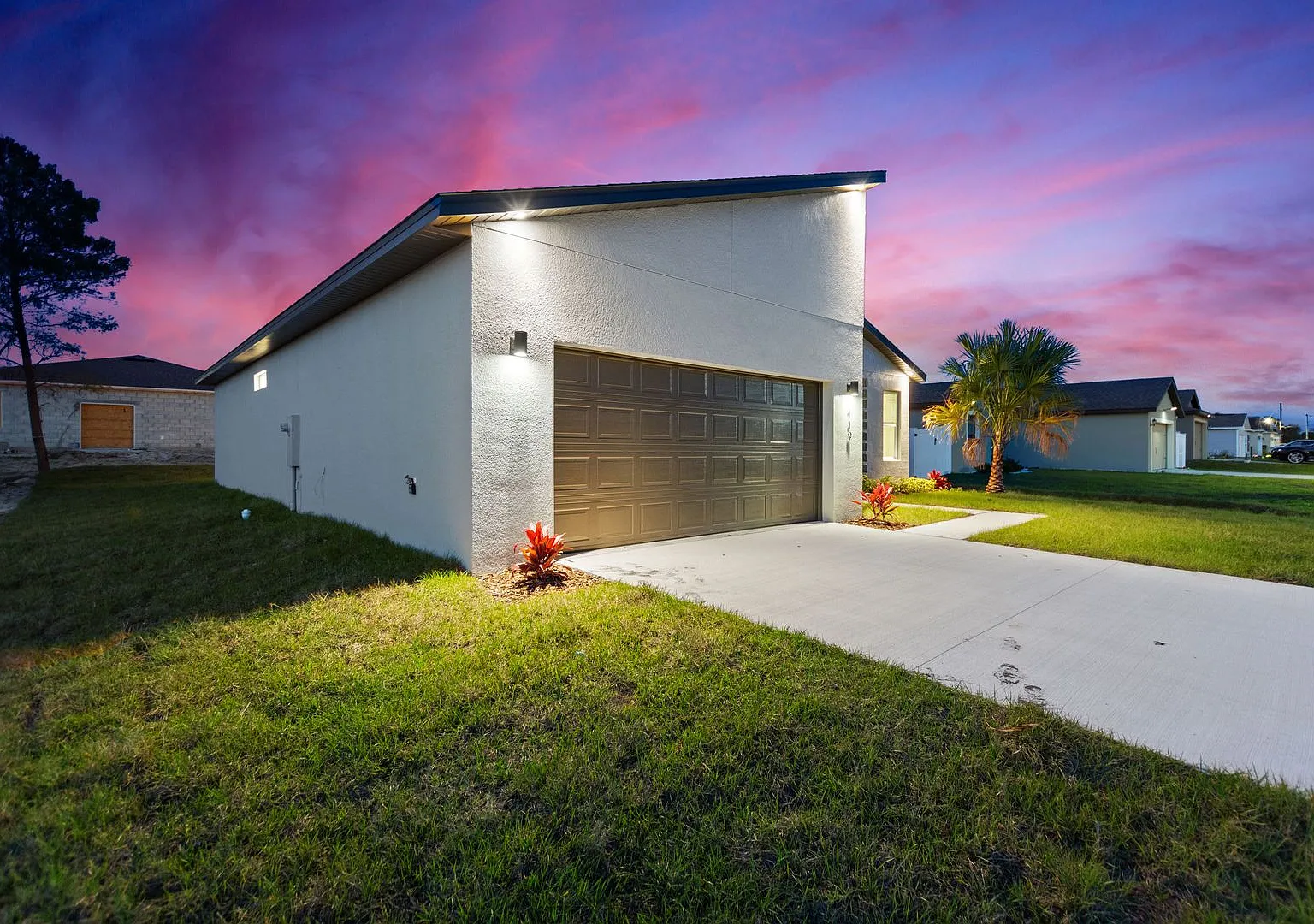 Modern, Energy-Efficient Home with All the Upgrades — Photo 4