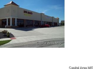 7040 Kingsmill Ct, Springfield, IL 62711