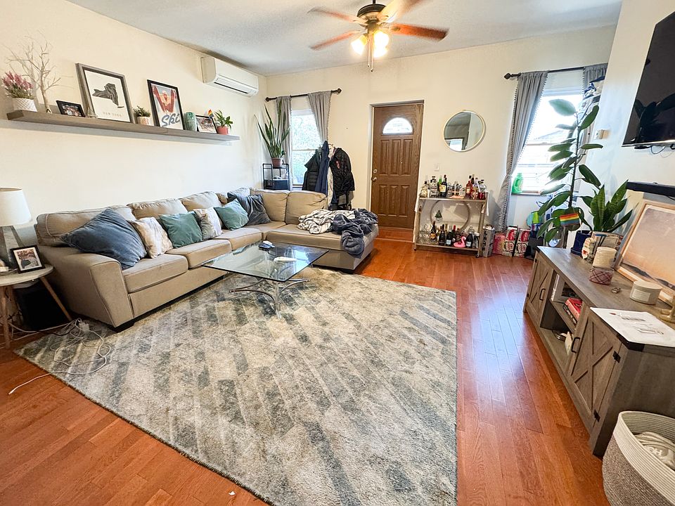 1st image of 22-71 Crescent St #2
