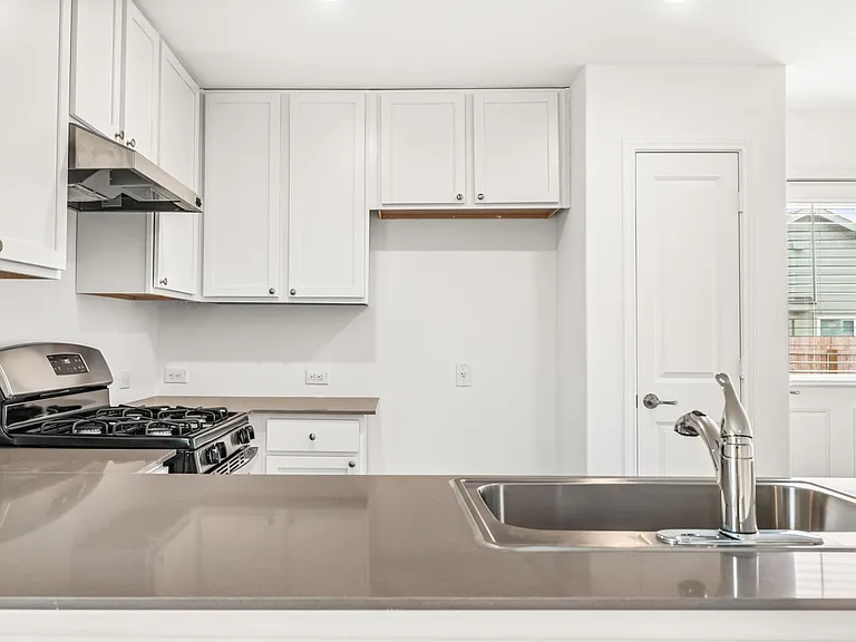 10119 Ana Hts — Photo 14