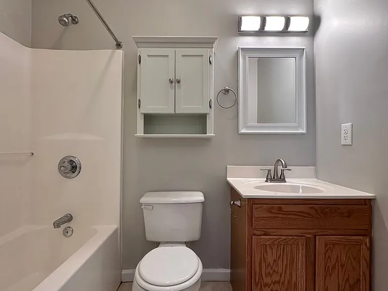 Rand Powell Apartment Homes — Photo 66