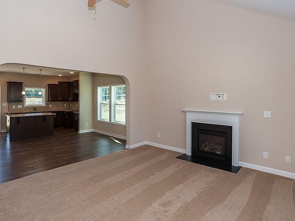 006 Family Room  Compressed