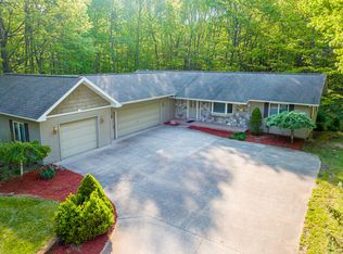 11261 Alpine Rd, Stanwood, MI 49346