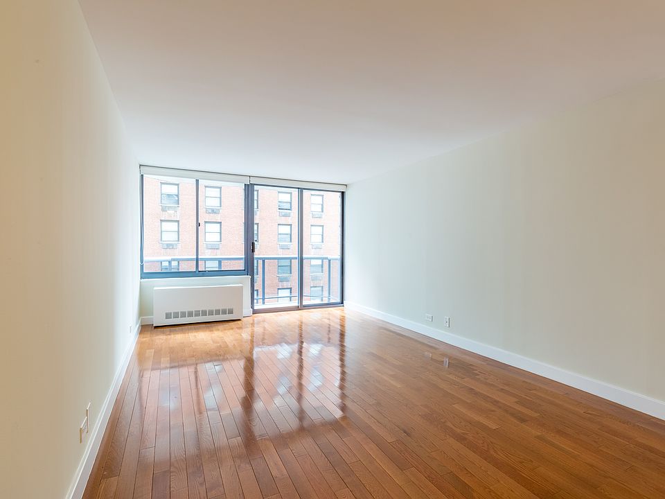 1st image of 235 W 48th St APT 9H