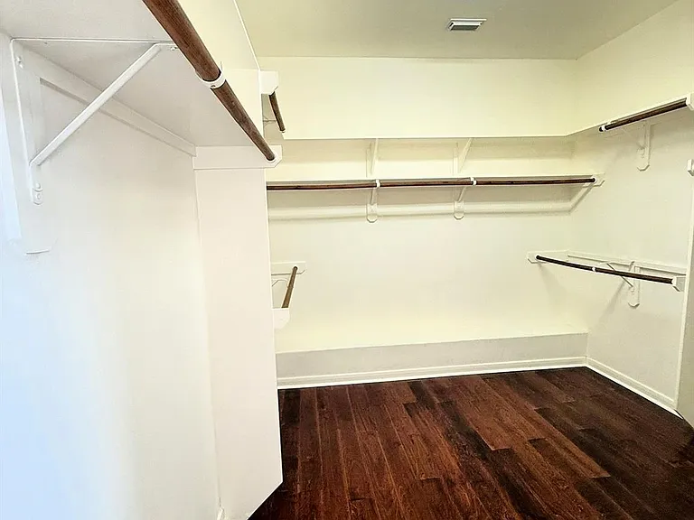 2214 Jurgensen Ln — Photo 22
