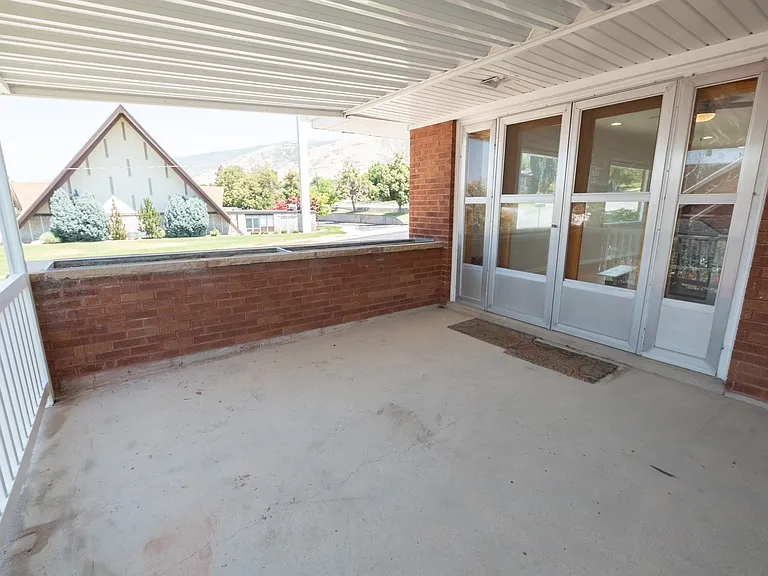Patio north