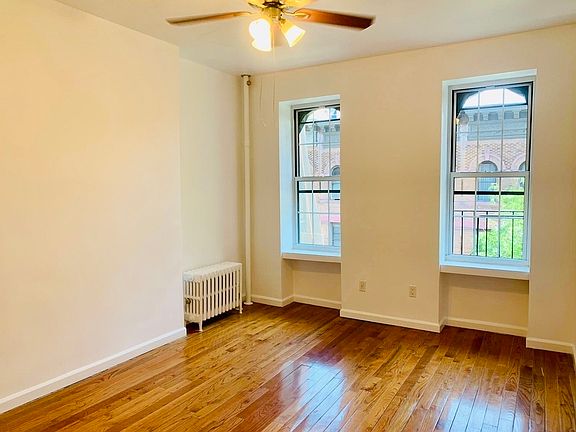 5th image of 326 E 93rd St APT 3A