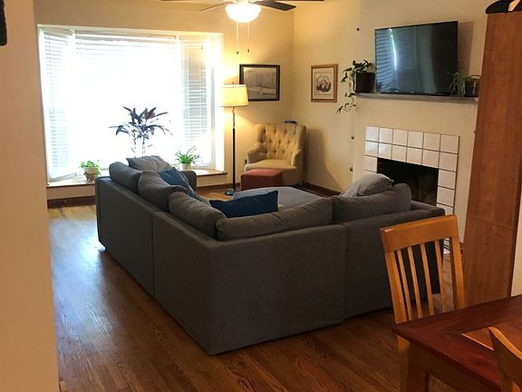 5th image of 1764 Northwest Blvd APT B