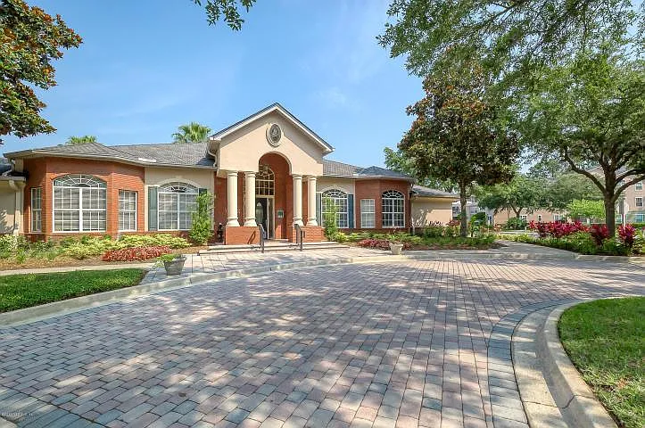 13810 Sutton Park Dr N #935 — Photo 7