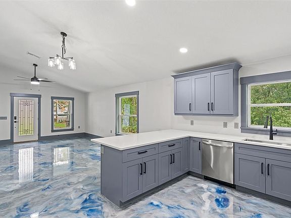 3rd image of 478 LINCOLN AVENUE