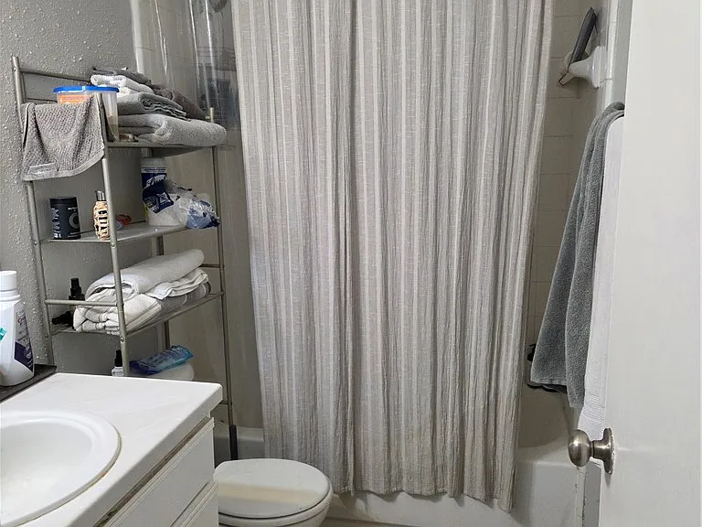703 Gaytha Cir #D — Photo 7