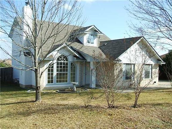 5th image of 1808 Dublin Dr
