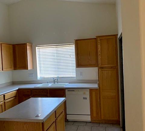 4th image of 15678 W Carmen Dr