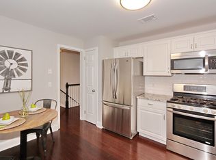 148 Riveredge Dr, Chatham, NJ 07928