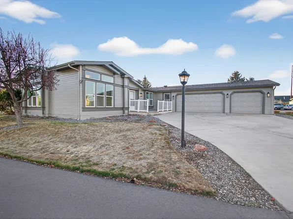 1865 NE 6th St, Redmond, OR 97756