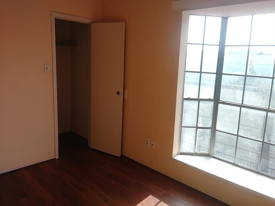 1st image of 8713 Victorian Village Dr #8713