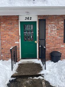 362 Colonial Ave APT 3A, Waterbury, CT, 06704