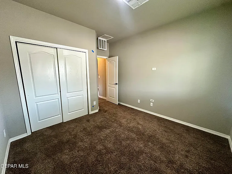 7785 Enchanted Circle Dr — Photo 5