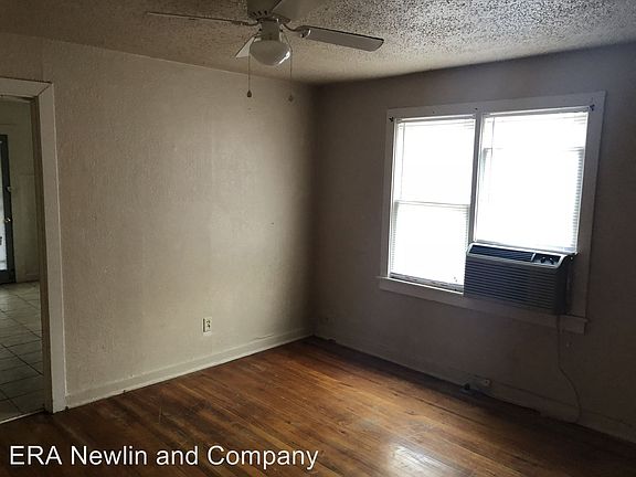 5th image of 1 N Van Buren St APT A