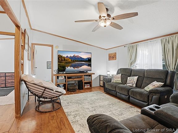 4th image of 6112 Carr Circle