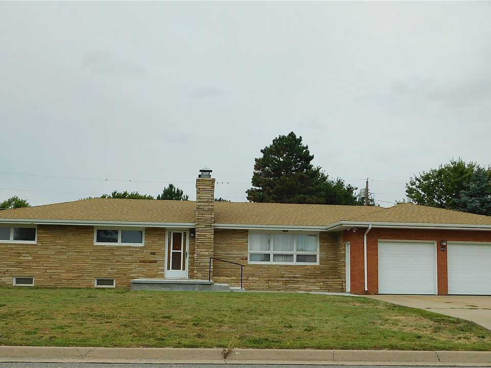 1st image of 2211 3rd Ave