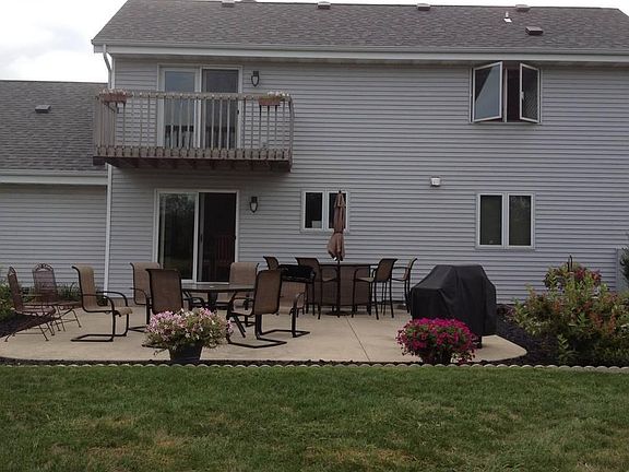 4th image of 245 N Prairie Dr