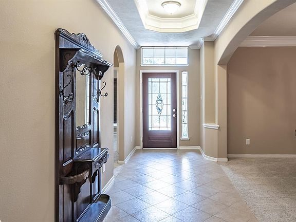 4th image of 1714 Brighton Brook Ln