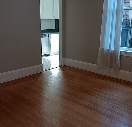 3rd image of 408 Orange St #1