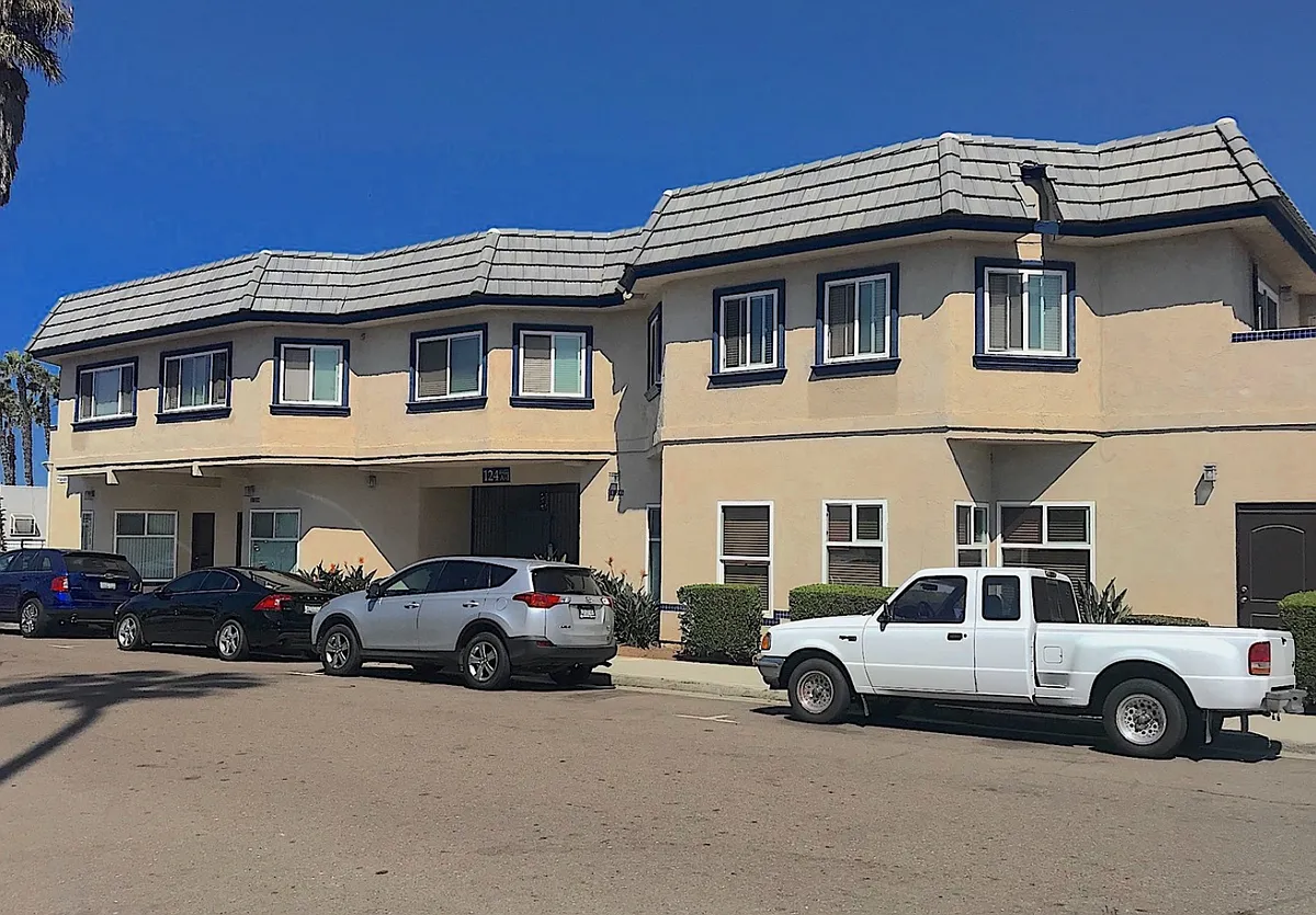 Building Photo - 124 Elder Ave #B