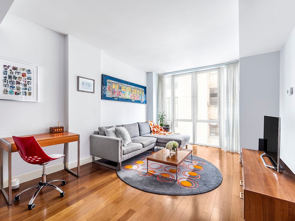 1st image of 130 W 20th St APT 7D