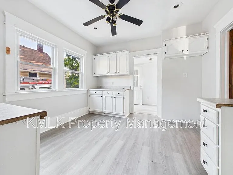 701 Kling St — Photo 15