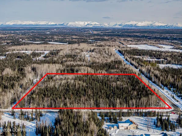 37090 Scout Lake Loop Rd, Sterling, AK 99672