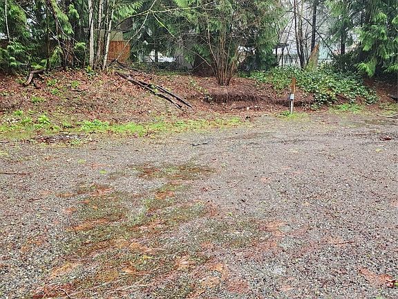 2nd image of 10115 226th Avenue Ct E