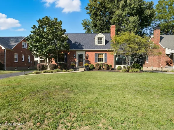 4509 Winchester Rd, Saint Matthews, KY 40207